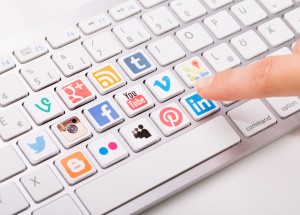 Lire la suite à propos de l’article RH & IT : recruter les « talents »  grâce aux réseaux sociaux